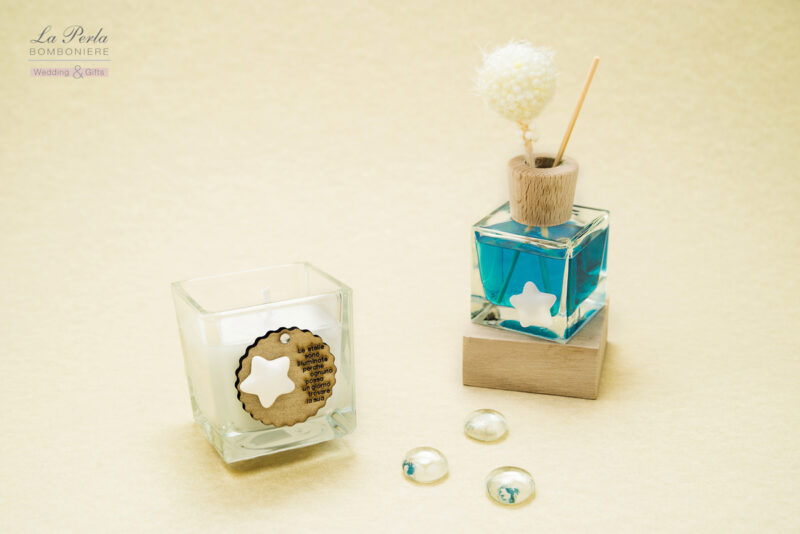 Collezione stelle. Candela con tag in legno con dedica e Profumatore con fragranza orchidea blu e stellina in gesso.
